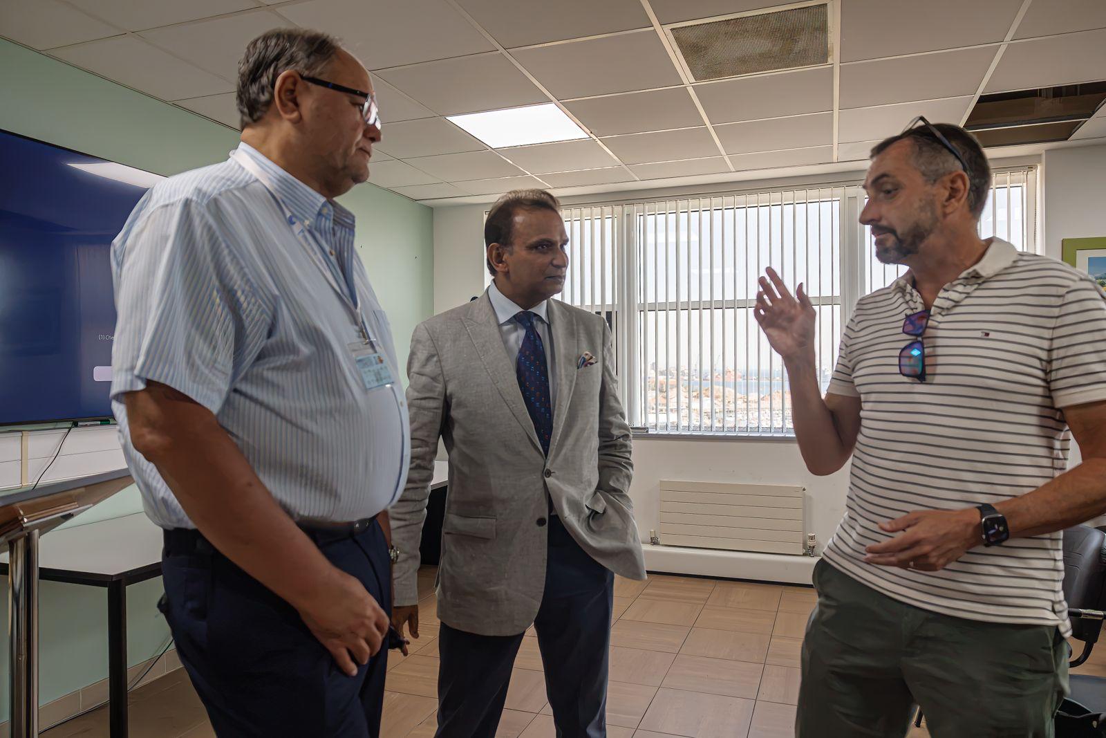 Joe Holliday (left), Chairman of Prostate Cancer Gibraltar, with Professor Prokar Dasgupta (center), and Doctor Hamsish Thomson (left)  during the visit to St Bernard’s Hospital.